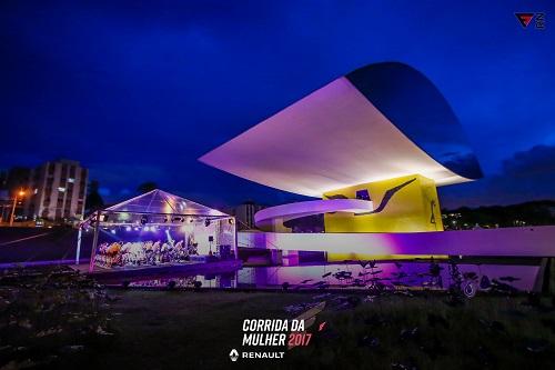 A Corrida da Mulher Renault 2017 e o SpinOut trouxeram uma proposta inédita para o mercado de corridas de rua em Curitiba #olhaelaaa / Foto: Divulgação